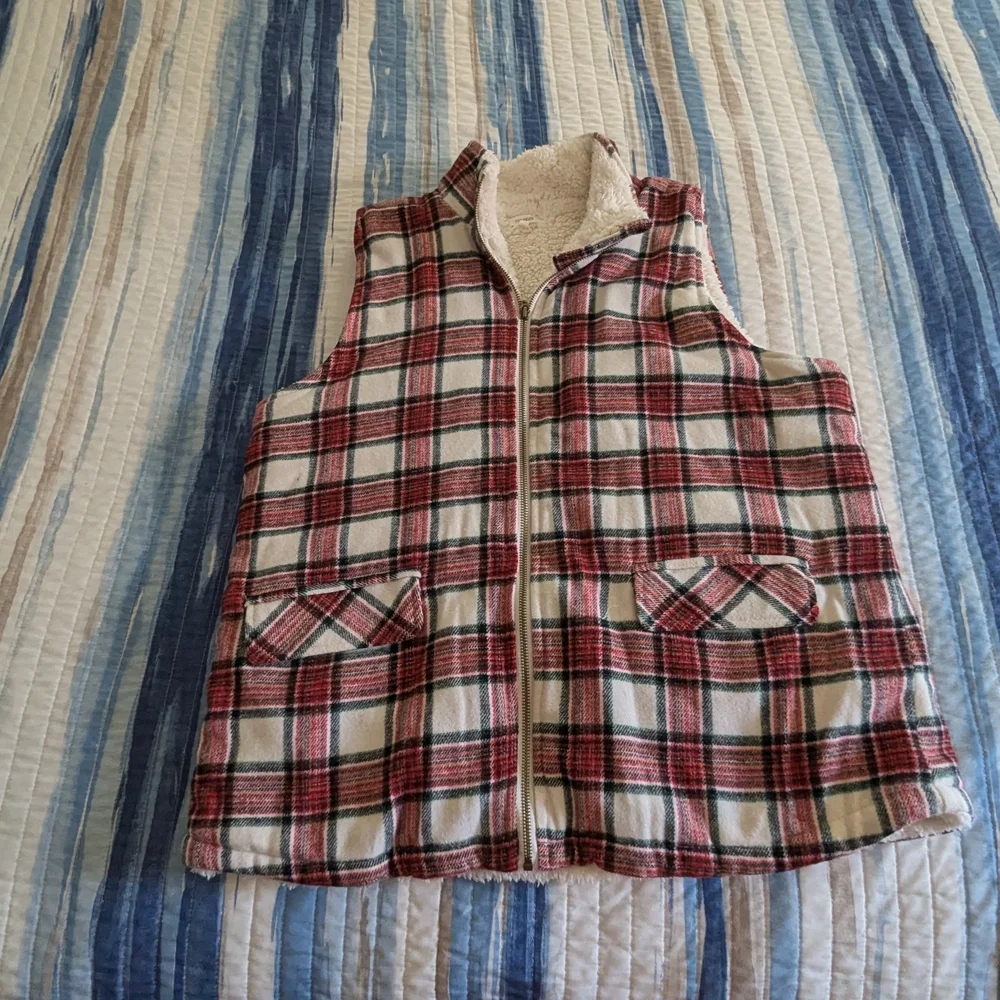 Maurices Red and White Sherpa Vest